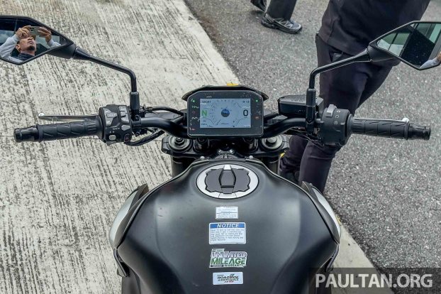 Kawasaki Z900 SE 2025 launch-9 Kawasaki Z900 SE 2025 launch-9
