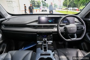 2025-Chery-Tiggo-Cross-Hybrid-Malaysia-Preview-10 2025-Chery-Tiggo-Cross-Hybrid-Malaysia-Preview-10