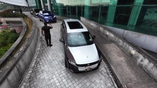 YAM Tengku Sulaiman Shah Ibni Sultan Salahuddin Abdul Aziz Shah custom Proton X90-22 YAM Tengku Sulaiman Shah Ibni Sultan Salahuddin Abdul Aziz Shah custom Proton X90-22