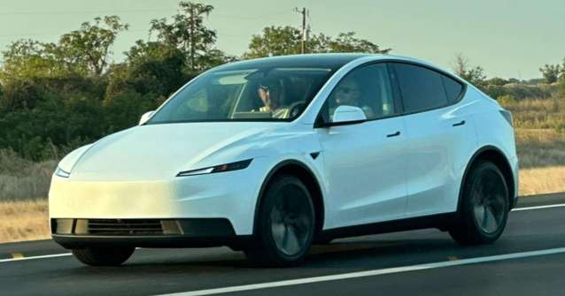 Tesla Model Y Standard spied-1 Tesla Model Y Standard spied-1