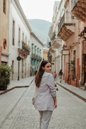 Julia Morales