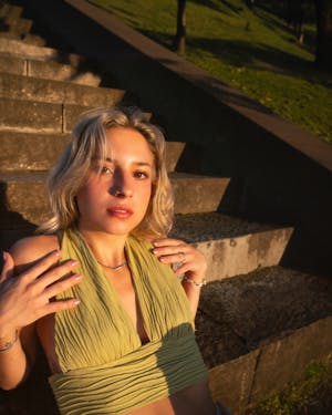 Zoë Lewis