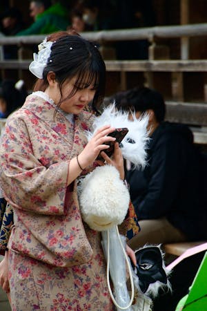 青木麻衣