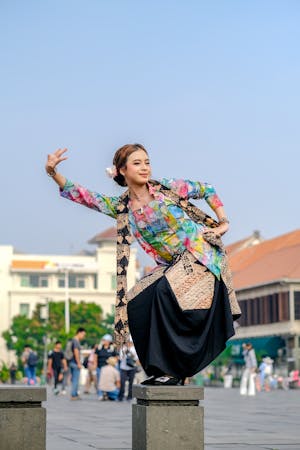 Anisa Hidayat
