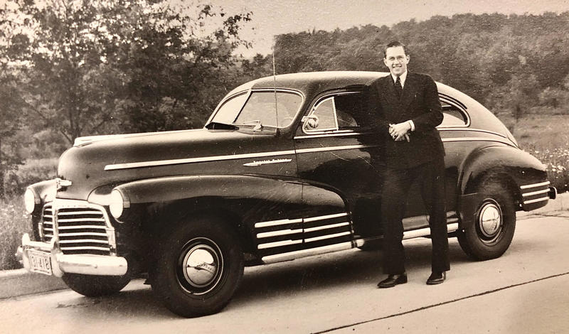 A man and his cool car, 1940s