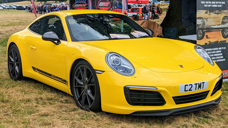 15. Porsche