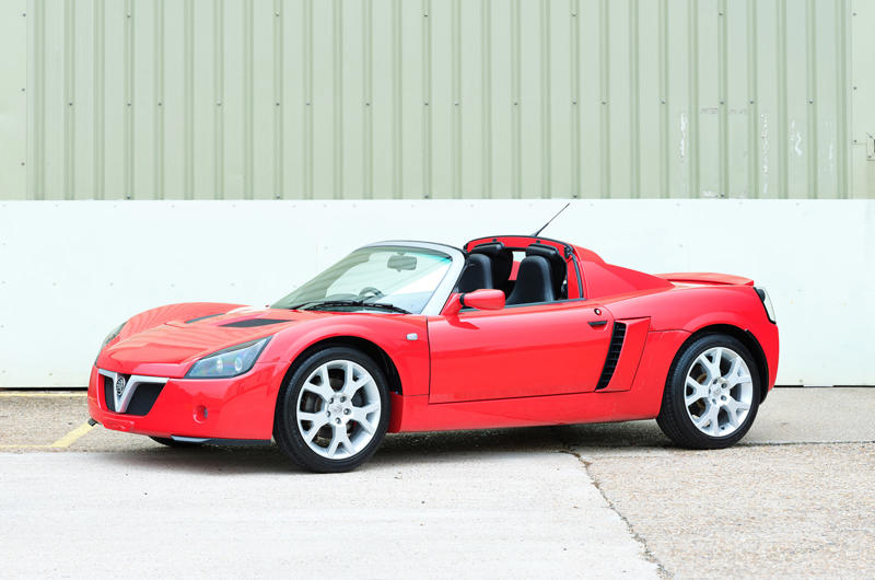 27. Vauxhall VX220/Opel Speedster