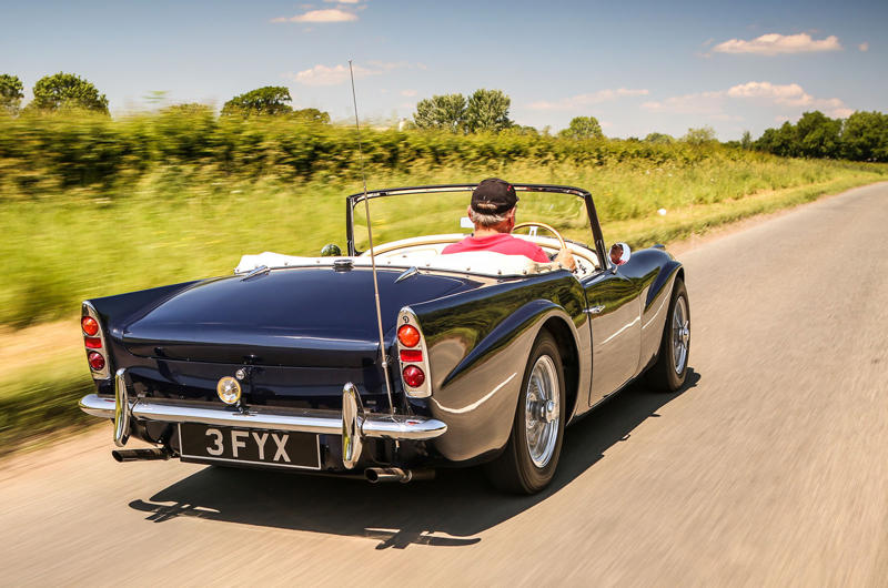 12. 1959 Daimler SP250