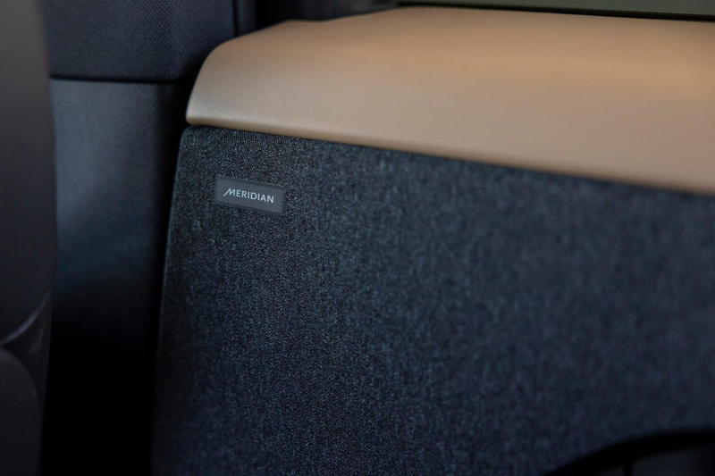 View Interior Photos of the 2025 Land Rover Range Rover Sport PHEV