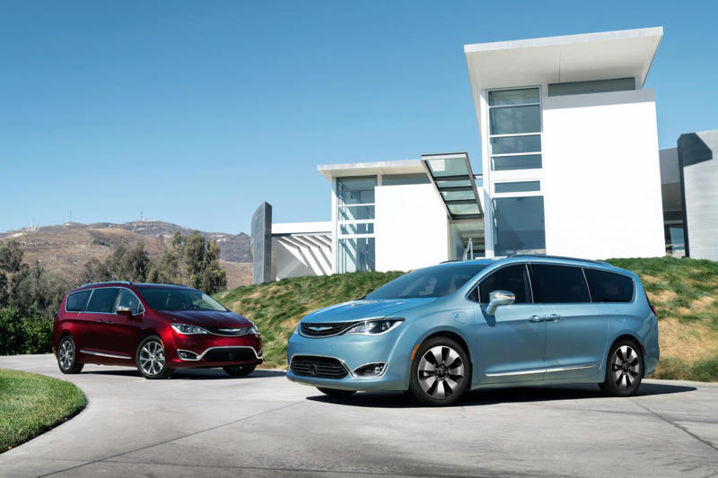 From 1924 Six to Modern 300, Chrysler Celebrates 100 Years