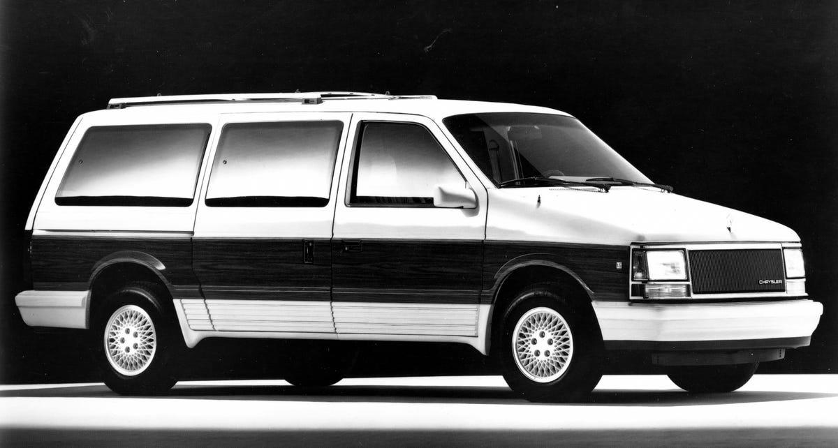 From 1924 Six to Modern 300, Chrysler Celebrates 100 Years