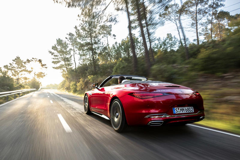 Shifting Focus to the Driver: 2026 Mercedes-Maybach SL680 Monogram Series Driven