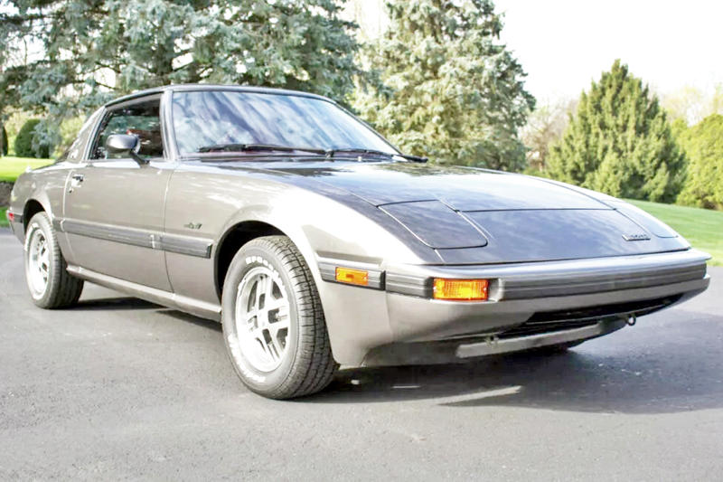 「新車?いや、1982年製だ」走行2500km・冷凍保存のRX-7が現実に…しかも手が届く価格でオークションに登場