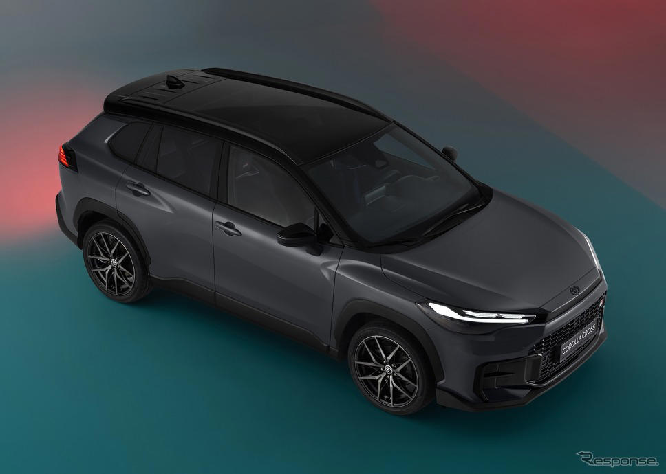 「バカ売れするやつだこれ」SNS大盛り上がり！ トヨタ『カローラクロス』のGRスポーツ、日本導入は