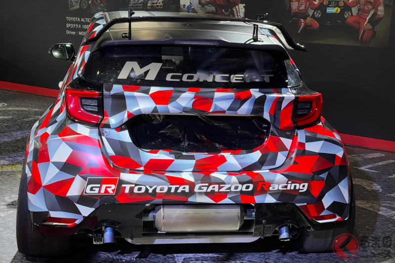 新開発2.0Lターボをリアに搭載！ トヨタ「ミドシップ4WDヤリス」デビュー！ 「よちよち歩き」の第一歩、課題山積でも「面白い」