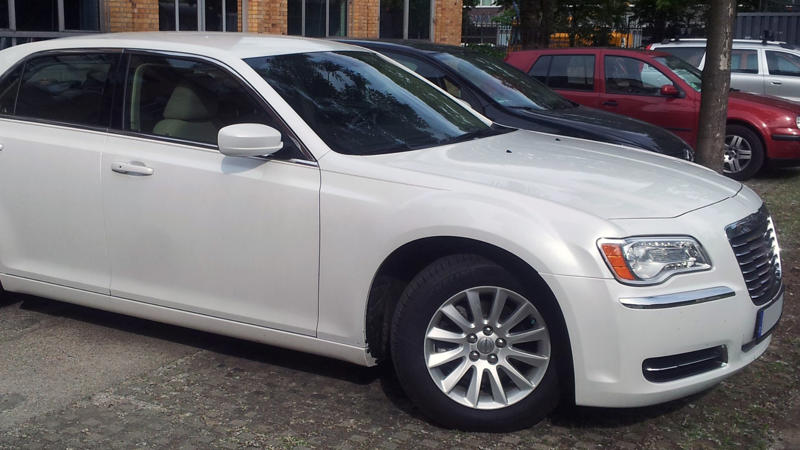 19. Chrysler 300
