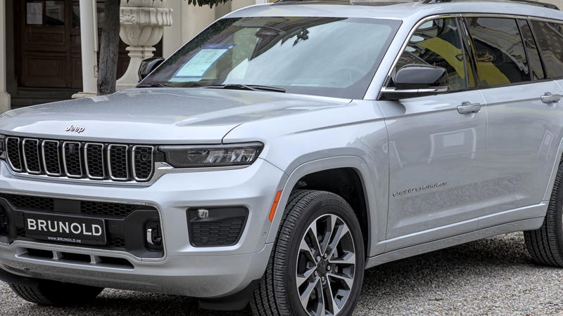16. Jeep Grand Cherokee