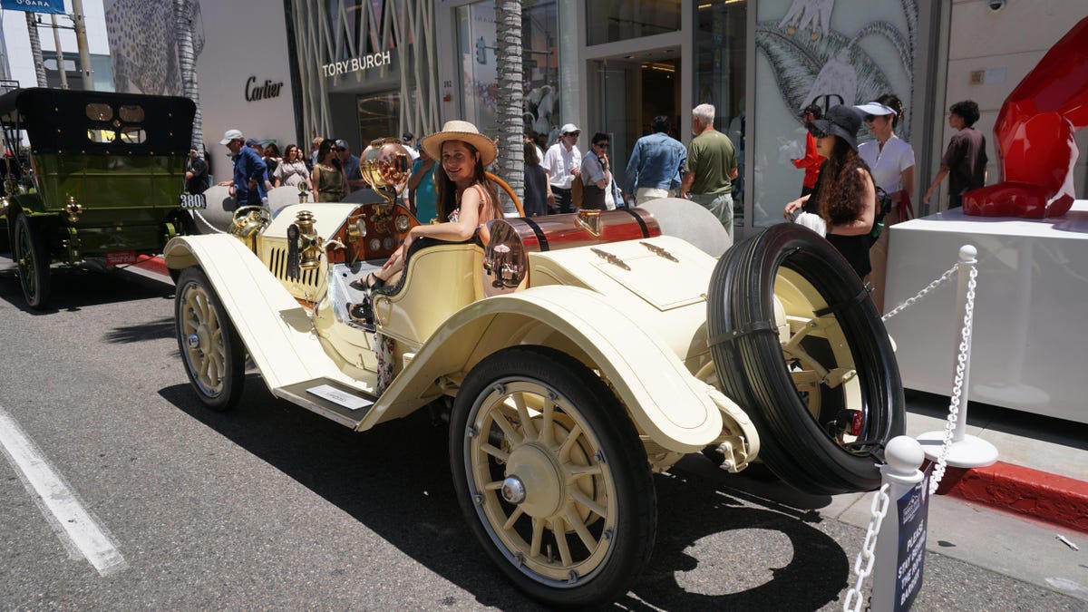 5) 1912 Oldsmobile Defender Speedster