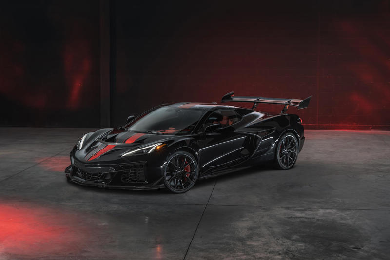 2026 Chevrolet Corvette ZR1X is a twin-turbo V8 hypercar delivering over 900kW