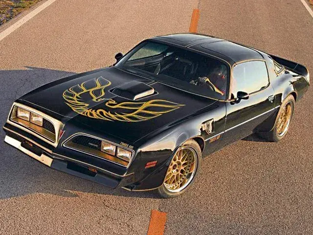 2. 1977 Pontiac Trans Am: Smokey and the Bandit (1977)