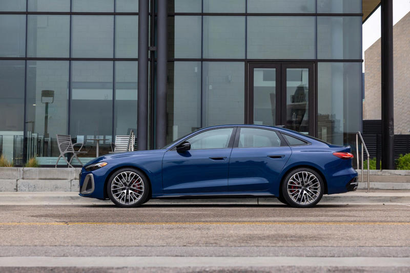 2025 Audi S5 Photo Gallery