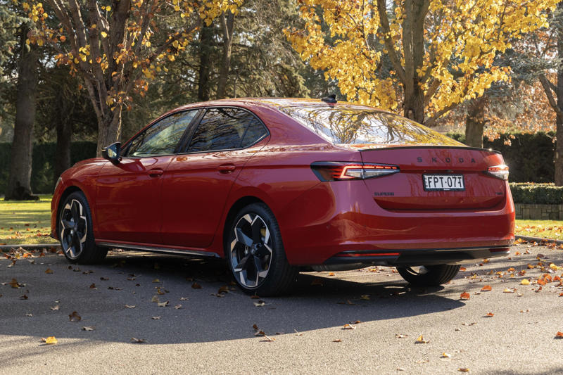 2025 Skoda Superb Sportline review