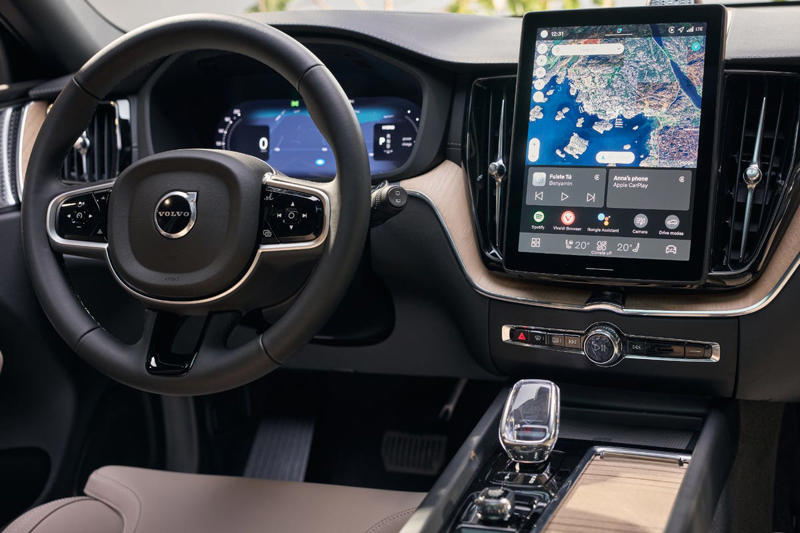 2026 Volvo XC60 Photo Gallery
