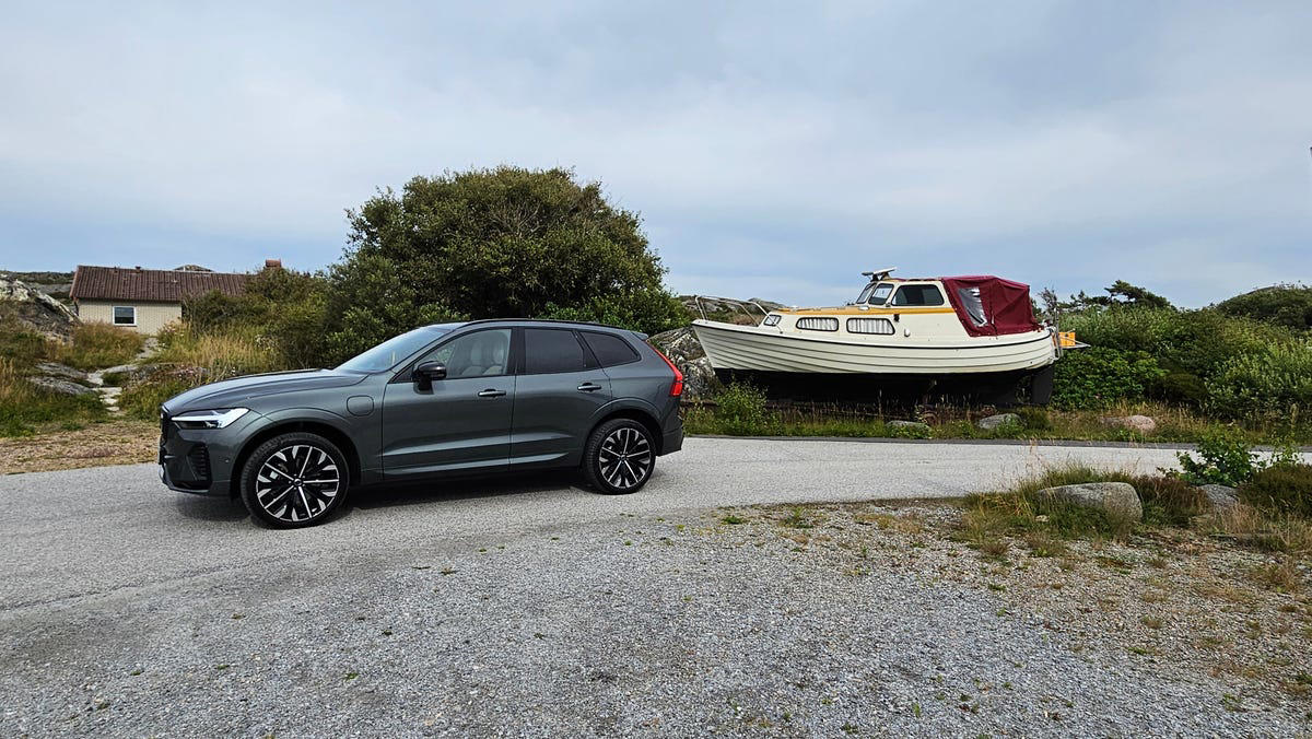 2026 Volvo XC60 Photo Gallery