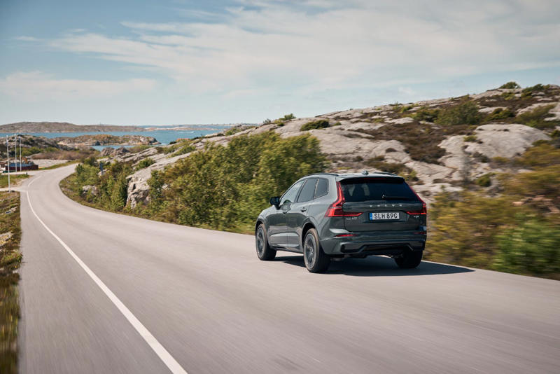 2026 Volvo XC60 Photo Gallery