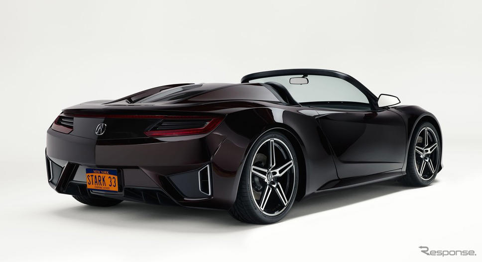 映画『アベンジャーズ』に登場した『NSXロードスター』が米モントレーに登場！ 初代NSXから35周年