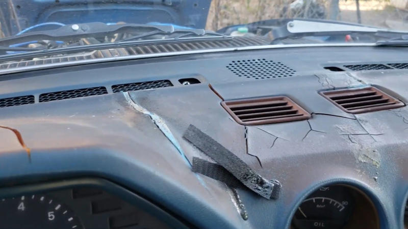 2. Cracked Dashboard