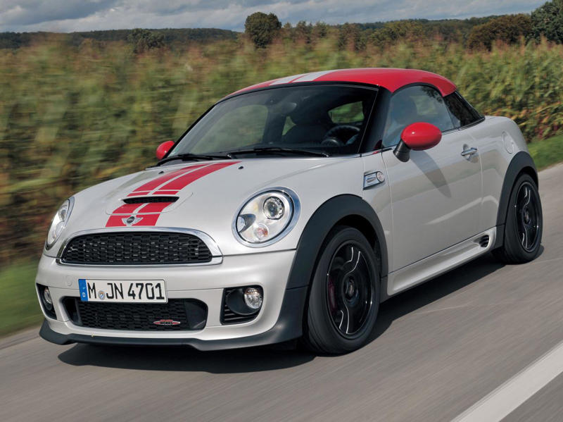 ブランド初の2シーターモデルとして登場した「MINIクーペ」【10年ひと昔の新車】