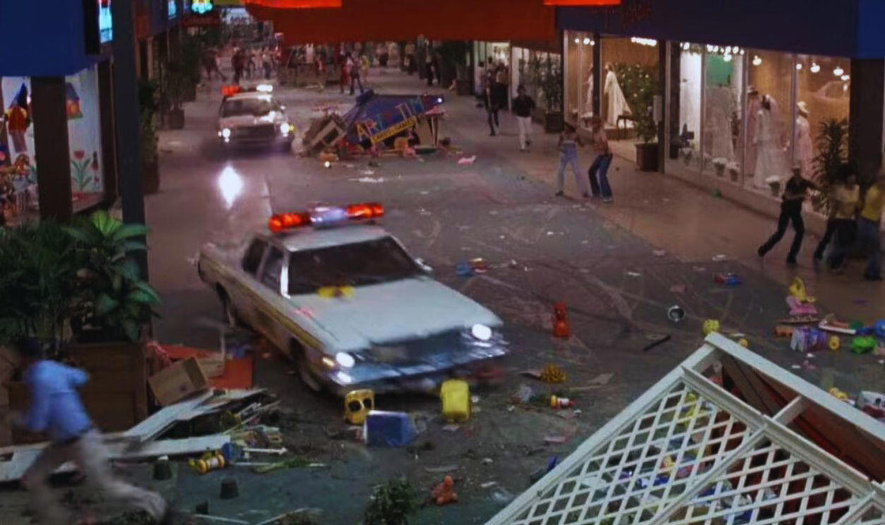 The Blues Brothers Mall Chase