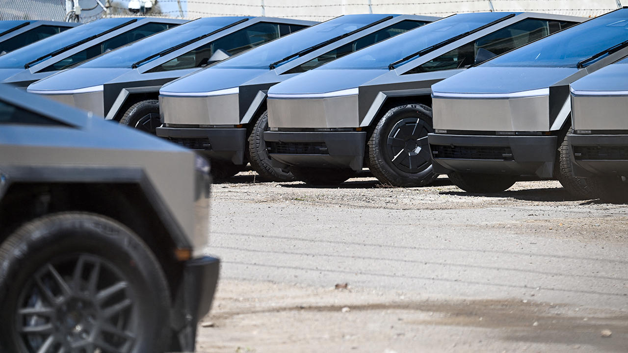 Parents of woman killed in fiery Cybertruck crash target Tesla in suit alleging 'defective design' trapped her