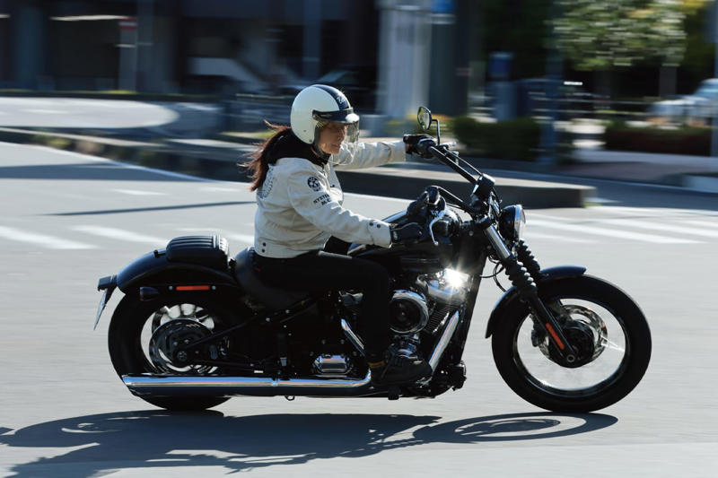 【試乗レビュー】ハーレー「ストリートボブ」｜軽量＆スポーティーなビッグツイン
