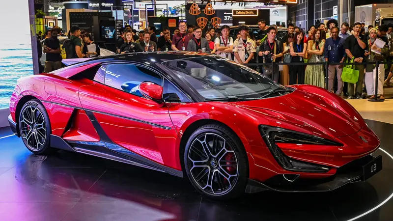 世界に30台のみ存在する、時速496kmに達するスポーツカー：写真