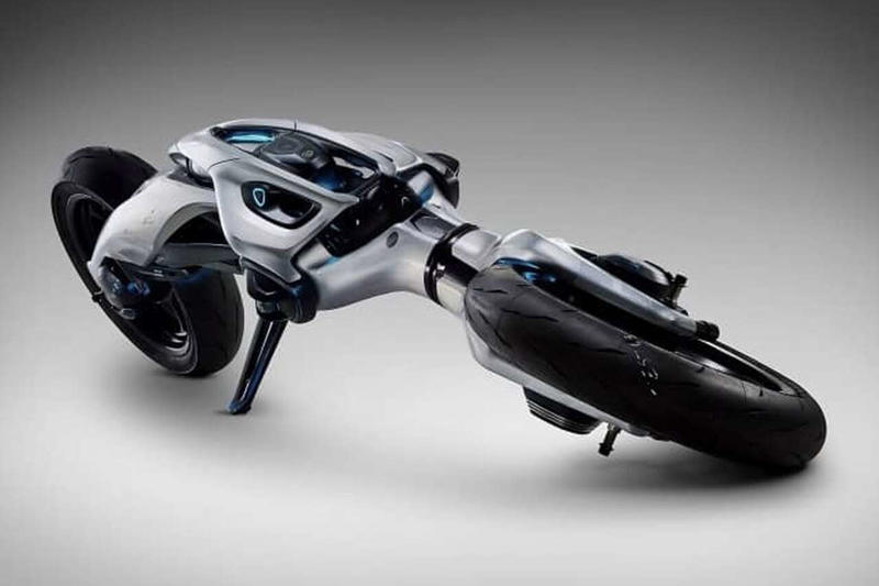 Yamahaが自律走行、電動、水素燃料バイクの新プロトタイプを発表