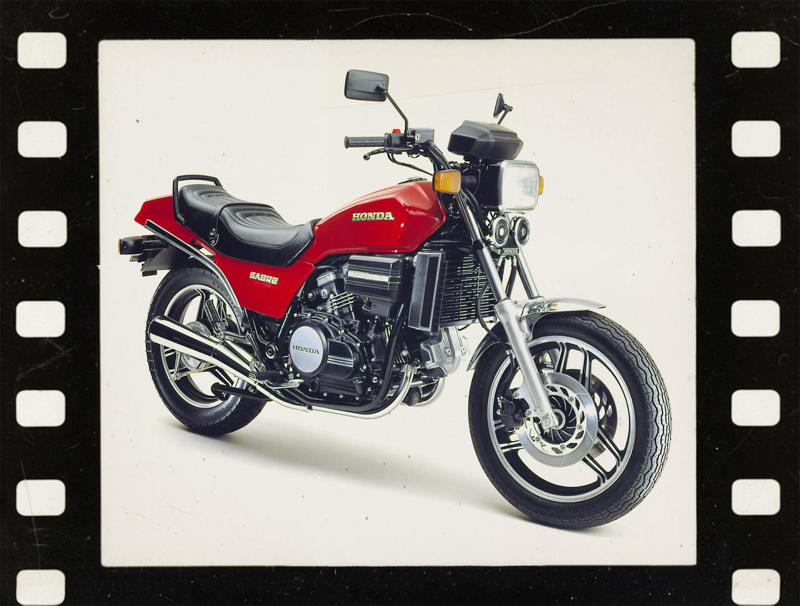 ホンダ「VF750セイバー」「VF750マグナ」（1982年）【80年代に登場したホンダのバイク図鑑】
