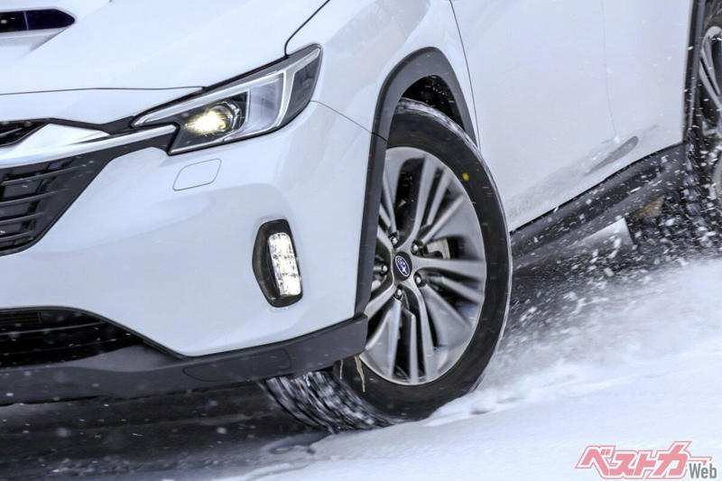 冬ドライブ前に必読! スタッドレスタイヤ慣らし運転が必須な理由