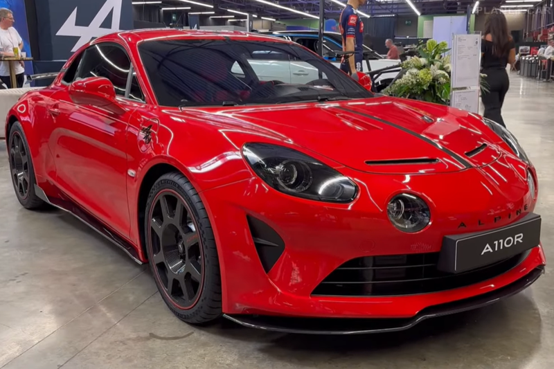 「誰が勝てないと言った?」V8を直線加速でねじ伏せた“4気筒”の5モデル