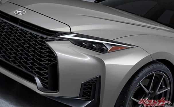 LSを超えた！ レクサス最長寿モデルになったISは一体どこまで現行型で行ってしまうのか