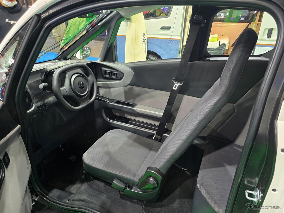 都市型小型EV「Lean3」量産仕様を初公開、「1品モノとは根本的に違う」オートバックスで8月発売へ…東京オートサロン2026