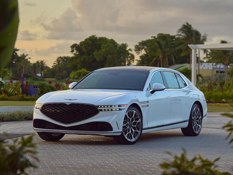 Genesis G90