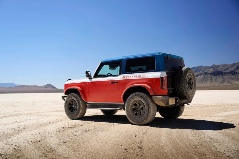 2025 Bronco Stroppe Special Edition_09.jpg