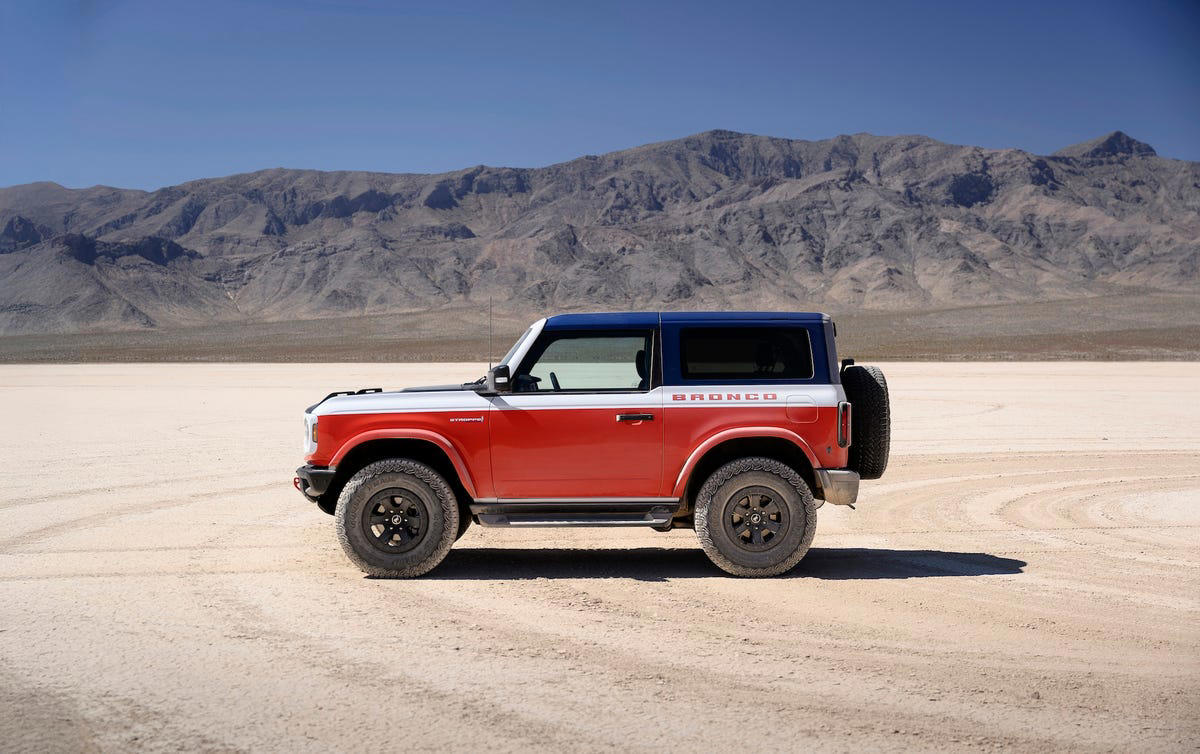 View Photos of the 2025 Ford Bronco Stroppe Edition