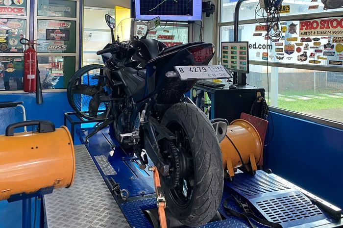 oli motul, oli mesin motor, oli balap, Motul 300V, Tes Oli Shell, Pakai Formula Baru, Begini Hasil Tes Dyno Oli Motul 300V Terbaru