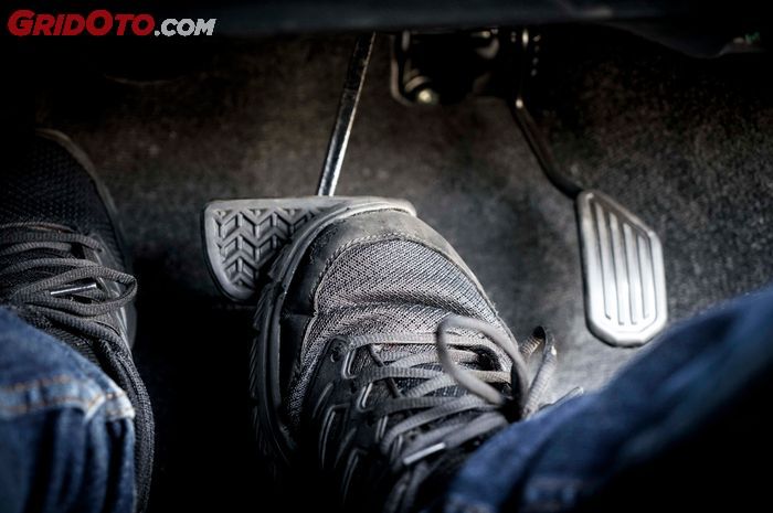 rem mobil, rem macet, pedal rem, pedal rem mobil, Biar Tahu Obatnya, Ini Penyebab Pedal Rem Mobil Keras Saat Diinjak