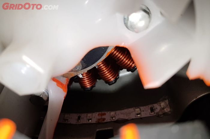motor bekas, spul kw, dampak pakai spul kw, dampak motor pakai spul kw, risiko motor pakai spul kw, Ini Part Yang Umurnya Bisa Jadi Pendek Bila Nekat Pakai Spull Motor KW