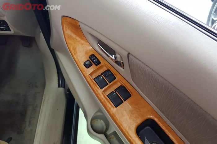 motor, kaca, power window, dinamo, karet pelipit, korsleting, Waduh, Motor Power Window Bisa Korsleting Cuma Karena Hal Ini