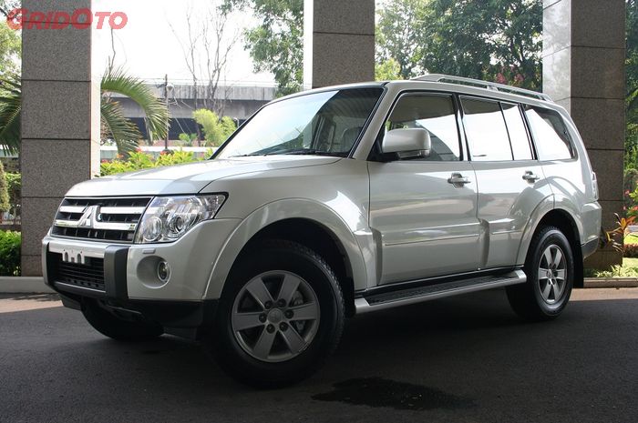 mitsubishi, pajero, mitsubishi pajero, SUV BEKAS, suv seken, mobil bekas mitsubishi pajero, Tanpa Embel-embel Sport, Intip Harga Mitsubishi Pajero 4.000 Cc Ini